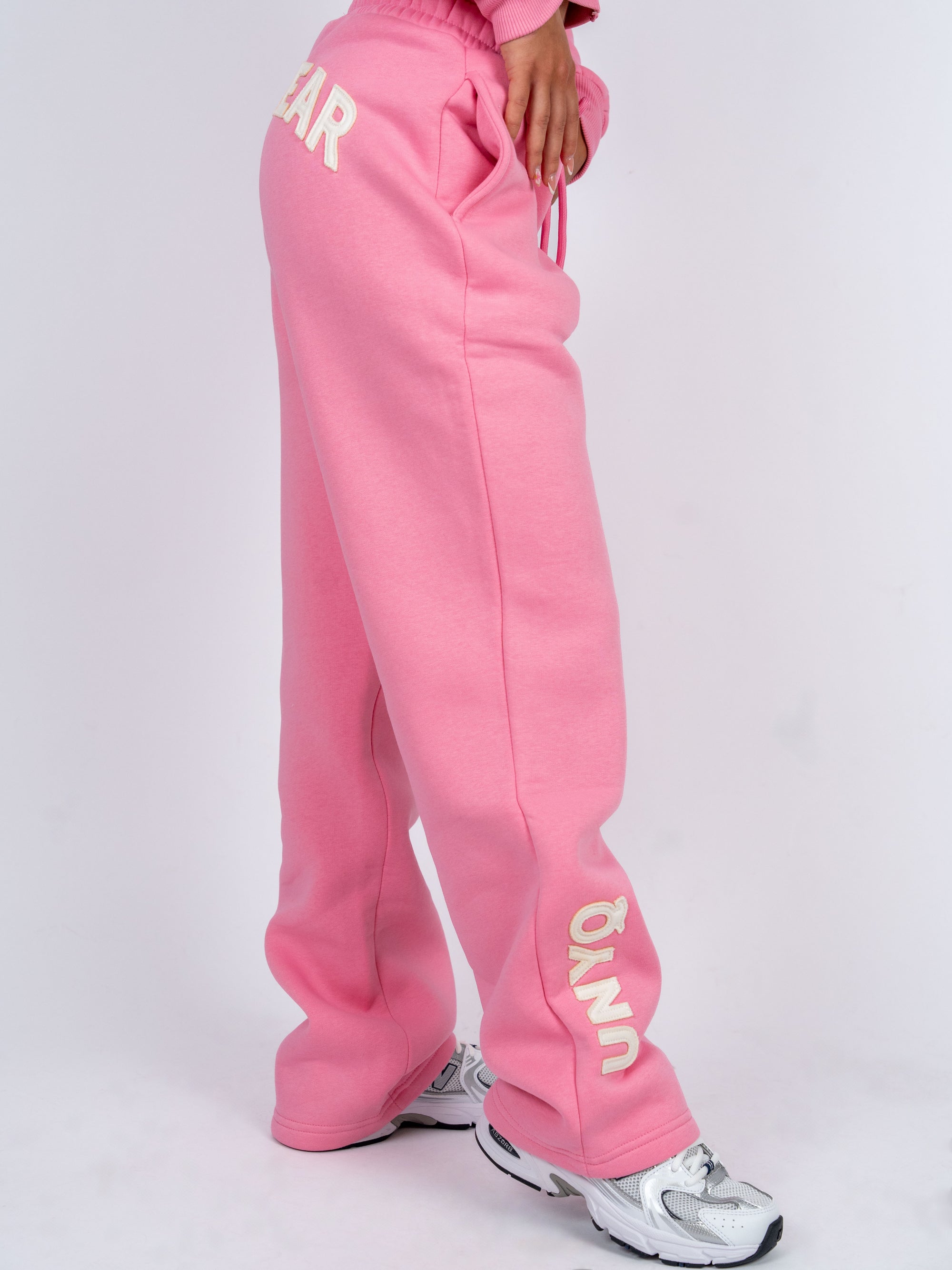 Calm Wide Leg Jogger